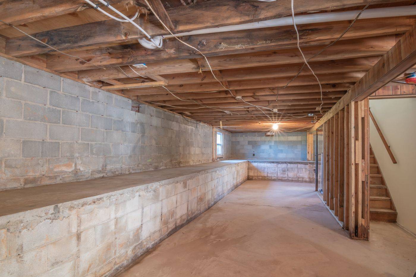 B02-01 reviewed waterproofing application context