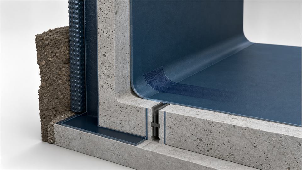 Water Tank Wall-Floor Corner annotated technical illustration